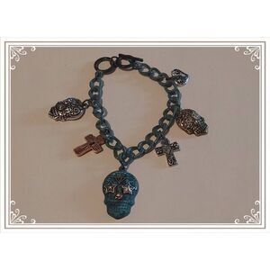 Super Cute & Trendy Patina Silver Sugar Skull~Cross~Heart Charm Bracelet